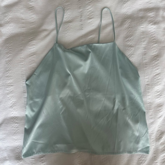 ZARA Silk top un light blue - Picture 2 of 2